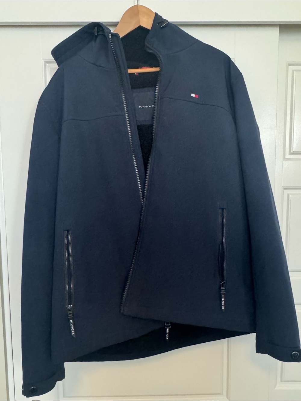 Tommy Hilfiger Navy-Black Sherpa-Lined Hooded XL Jacket.